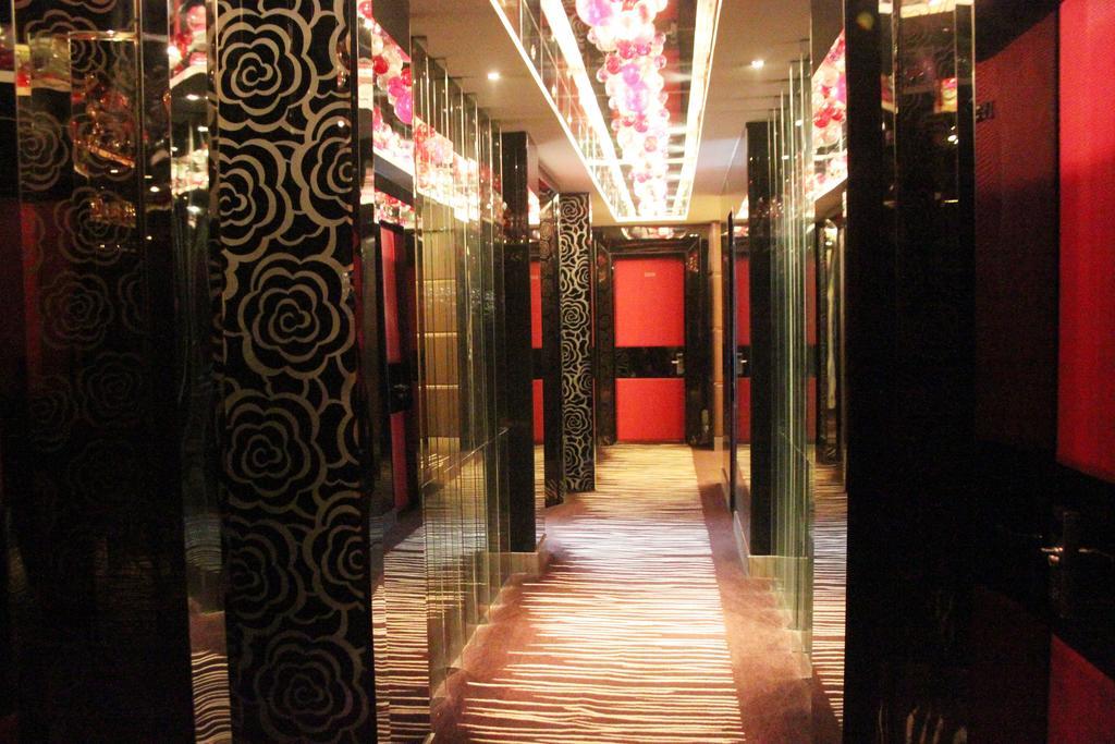 Harbin Yakelai Holiday Hotel Bagian luar foto