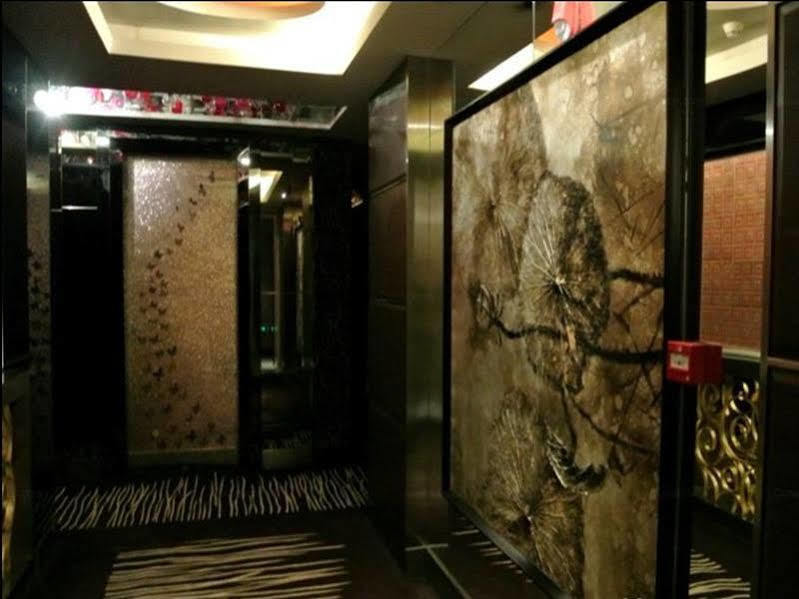 Harbin Yakelai Holiday Hotel Bagian luar foto